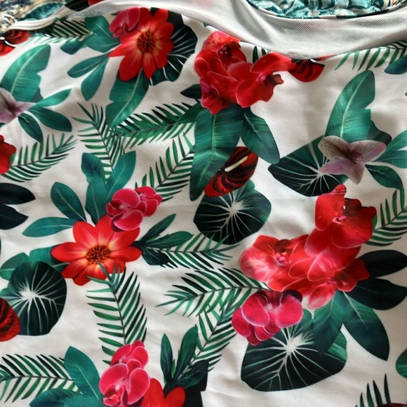 Kate Kasin tankini - Picture 2 of 10